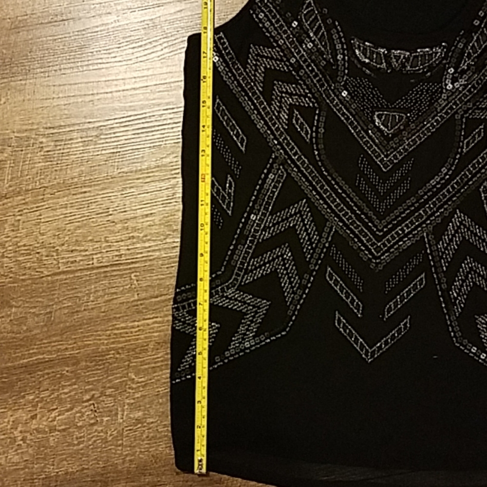 Express Top Like New - Picture 7 of 8